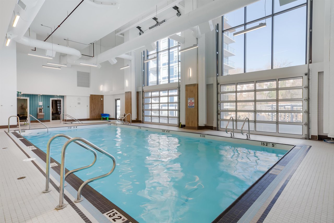305-3557 Sawmill Cres