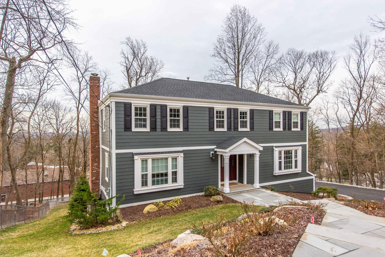 27 Beaver Ridge Road