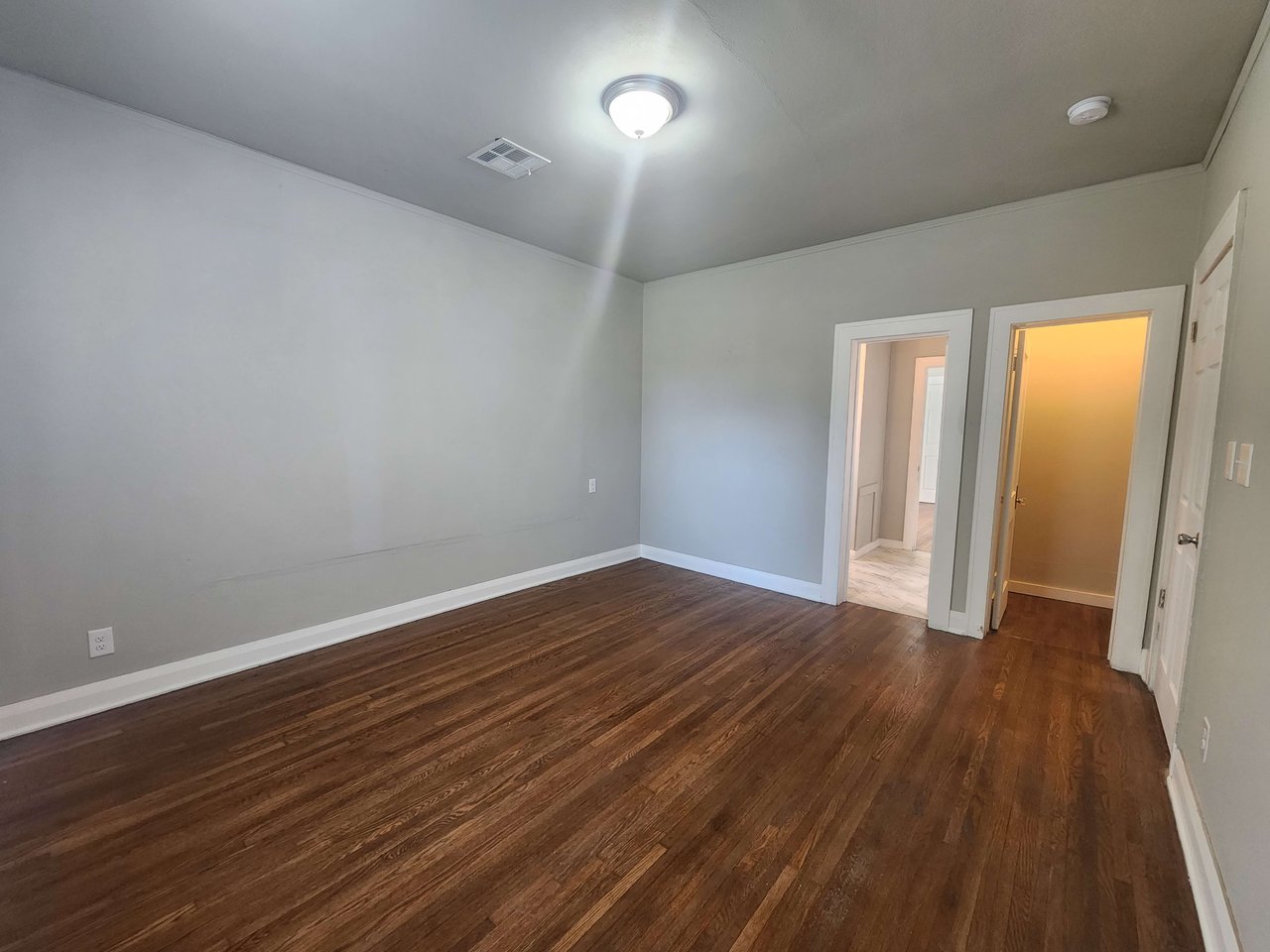 1017 N. Broadway Ave