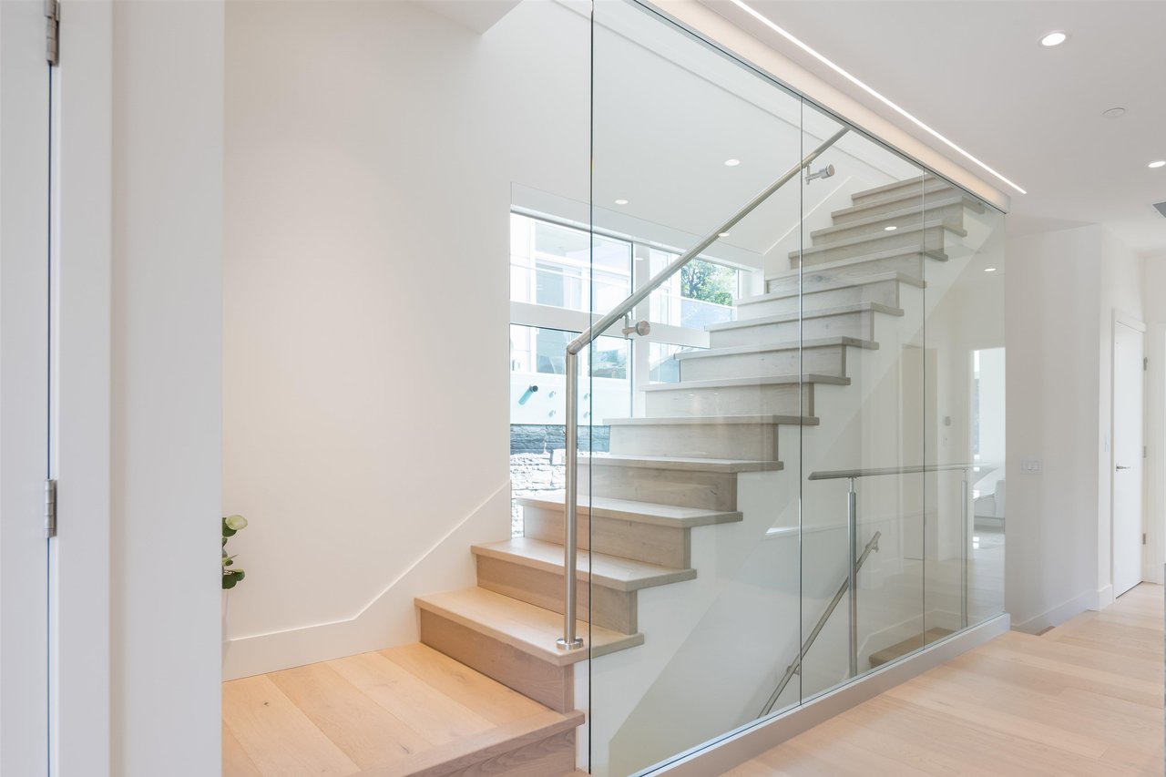 584 Arthur Erickson Pl