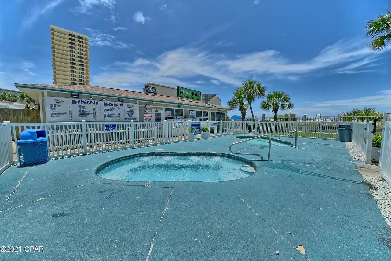 8743 Thomas Drive Unit 209