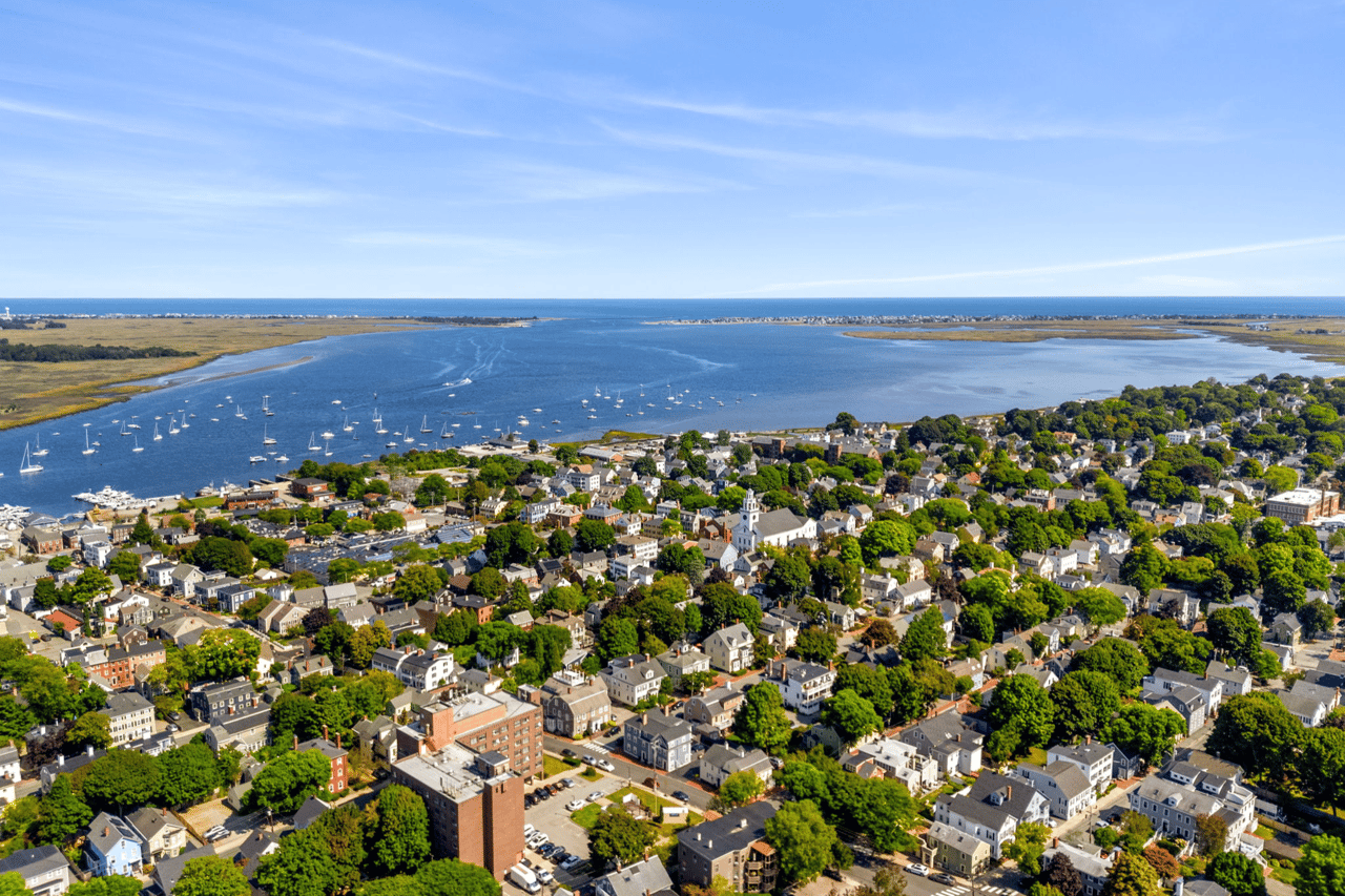 Just Listed in Newburyport! 