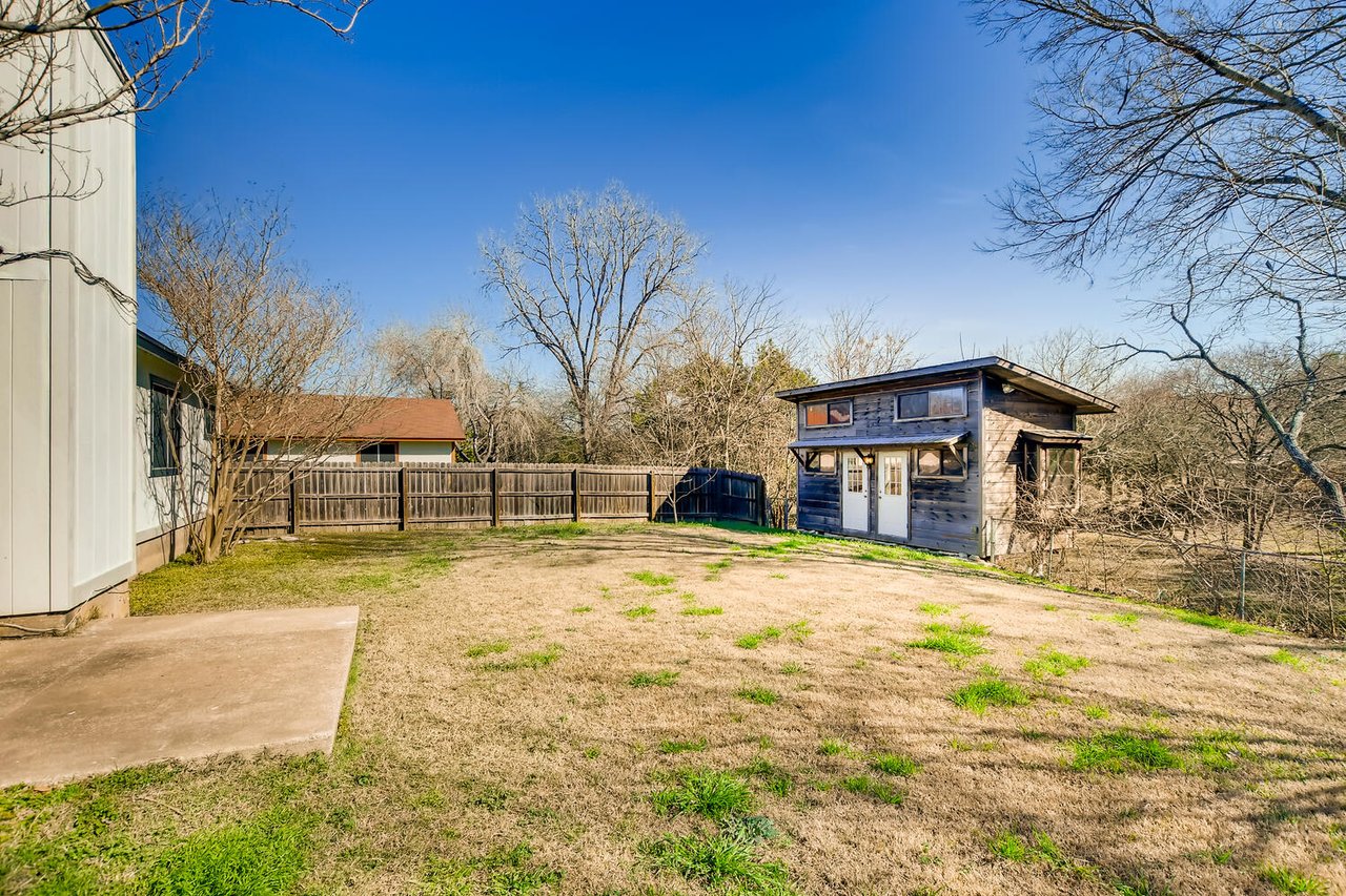 7623 Scenic Brook