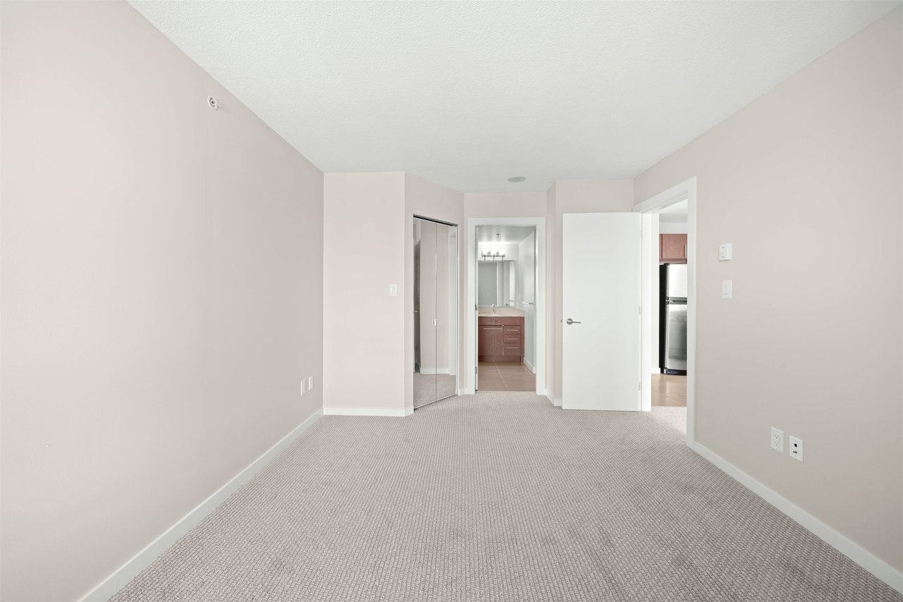 2405-4888 Brentwood Dr