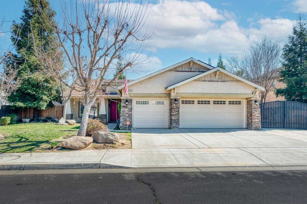 3231 Carson Ave