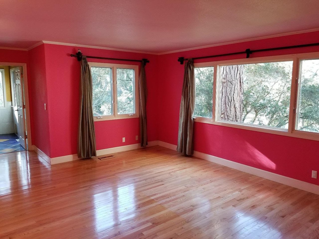 1137 Alameda St