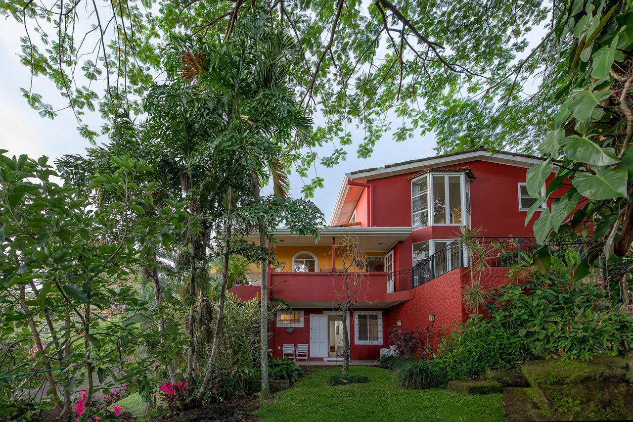 Artistic Mountain View Home, Santa Ana, San Jose