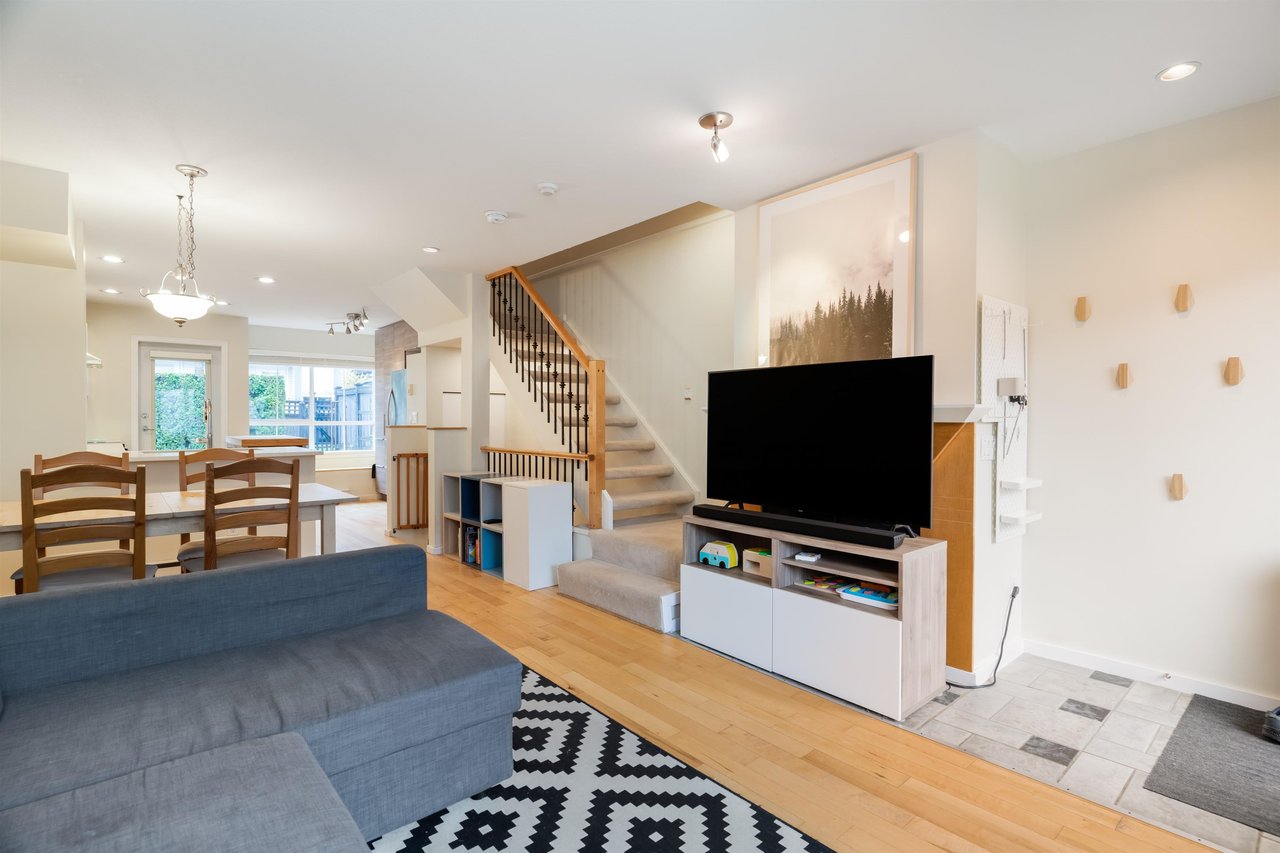 7469 Magnolia Terrace