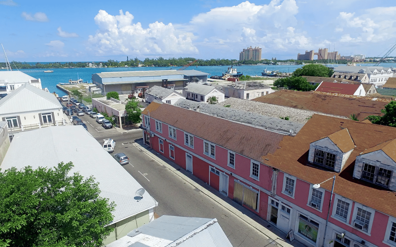 Bay Street Commercial Building