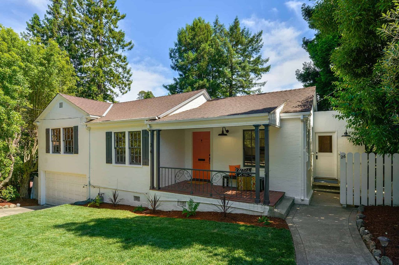 A “Modern” House From the 1950’s in the Berkeley Hills