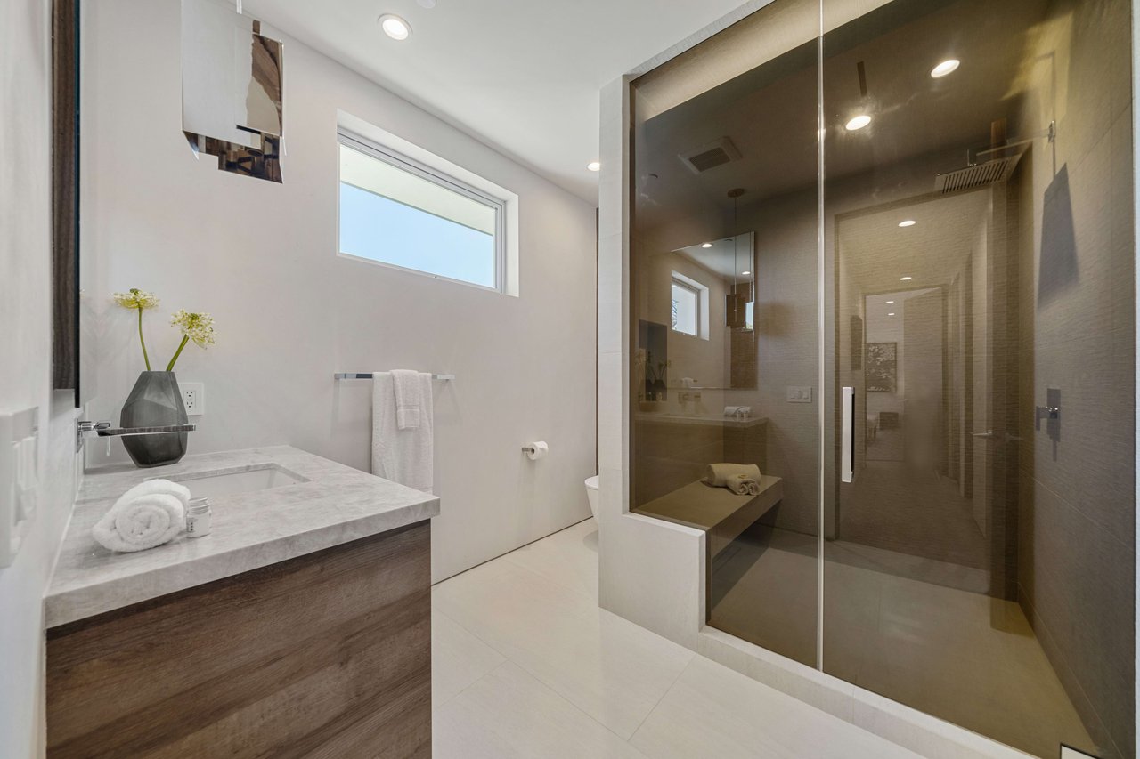 The Apex HH | 7115 Macapa Drive