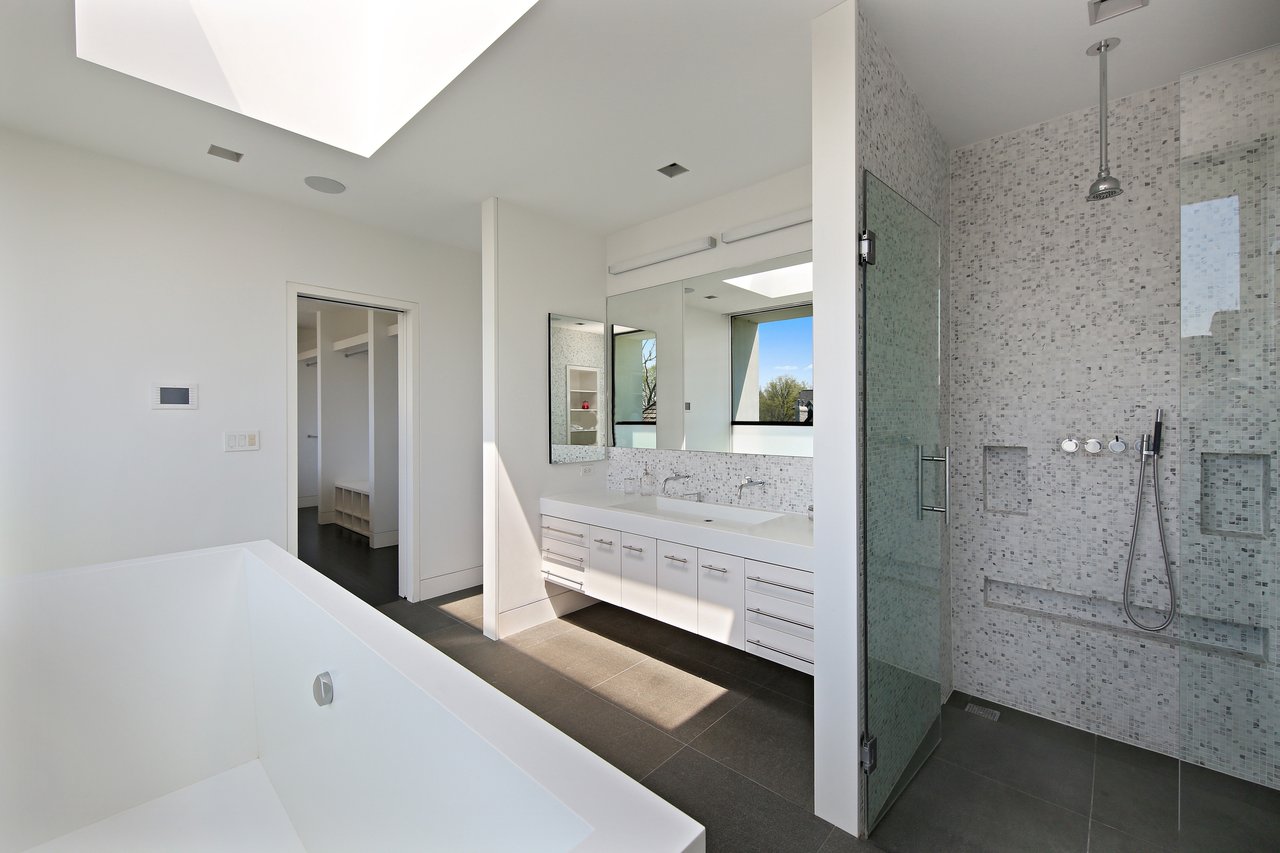 For Those Seeking An Extraordinary Lifestyle