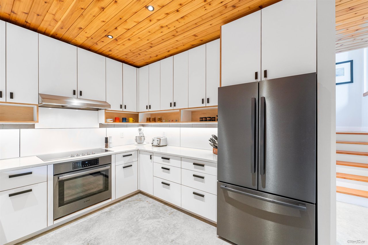 731 Grafton Rd