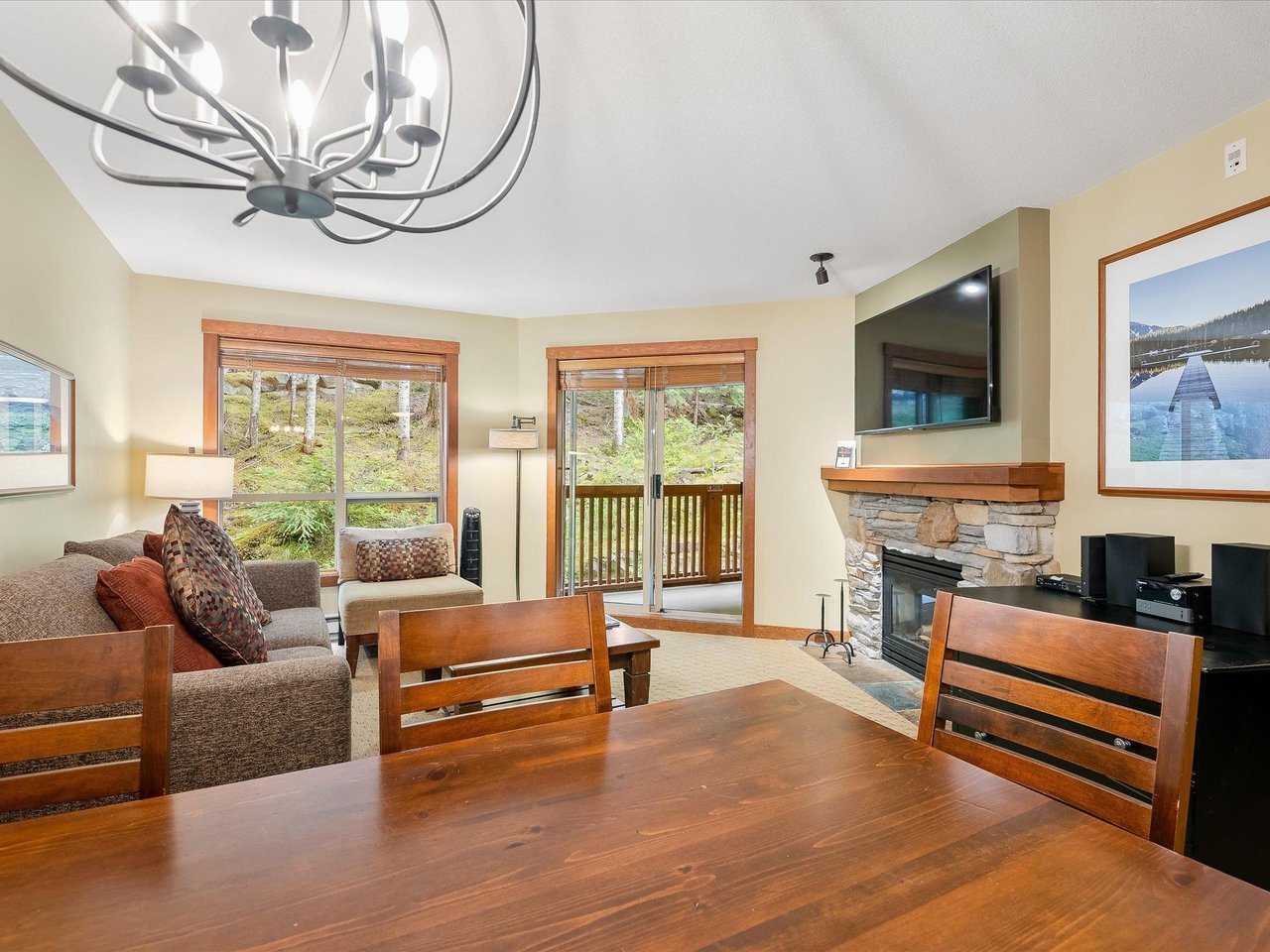 210 G3-4653 Blackcomb Wy
