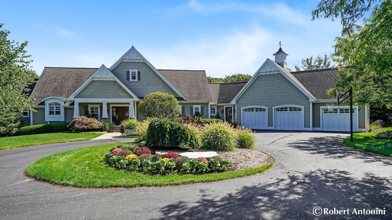 Stone-hedge Home in Forest Hills