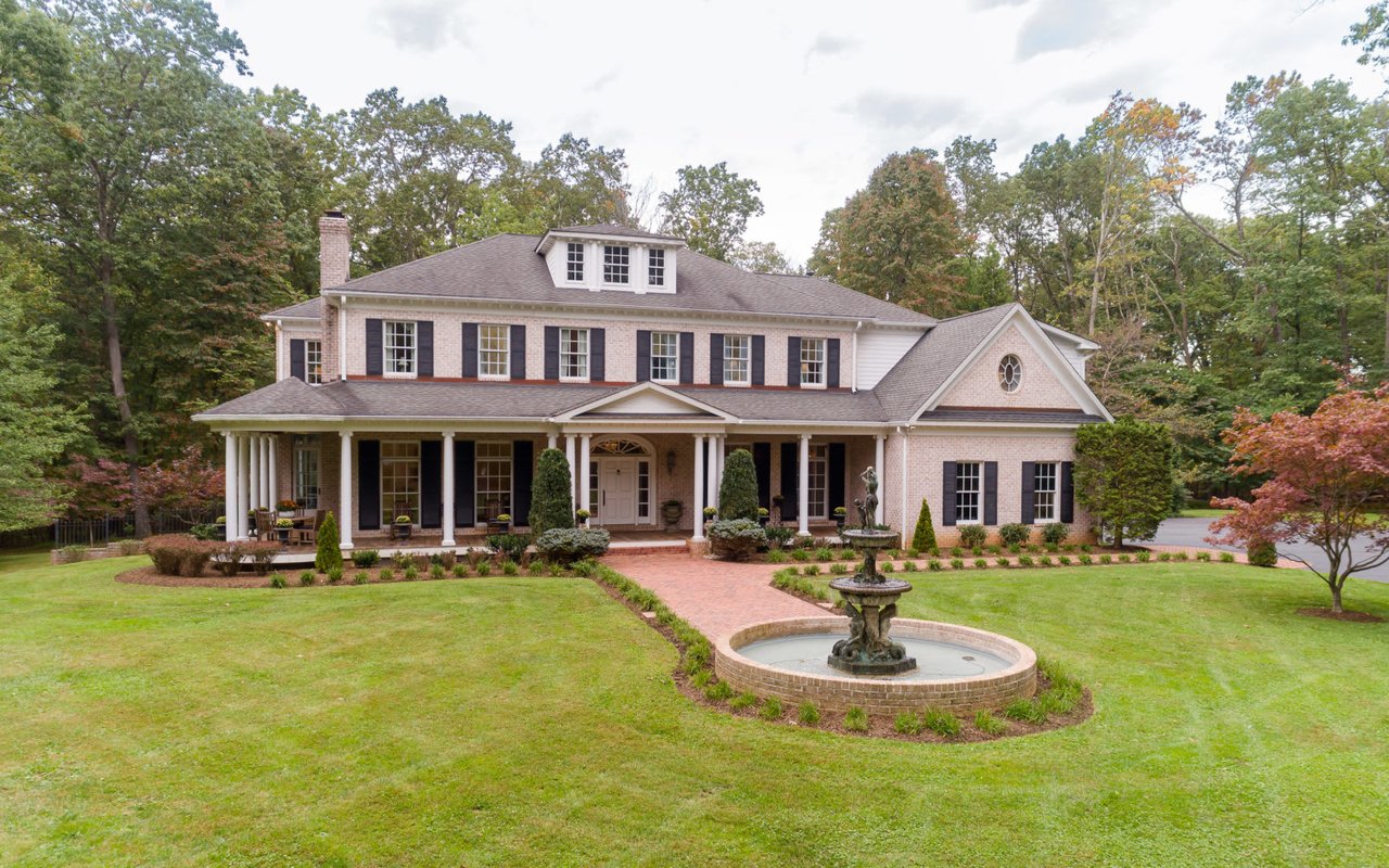 2616 Chestnut Woods Ct