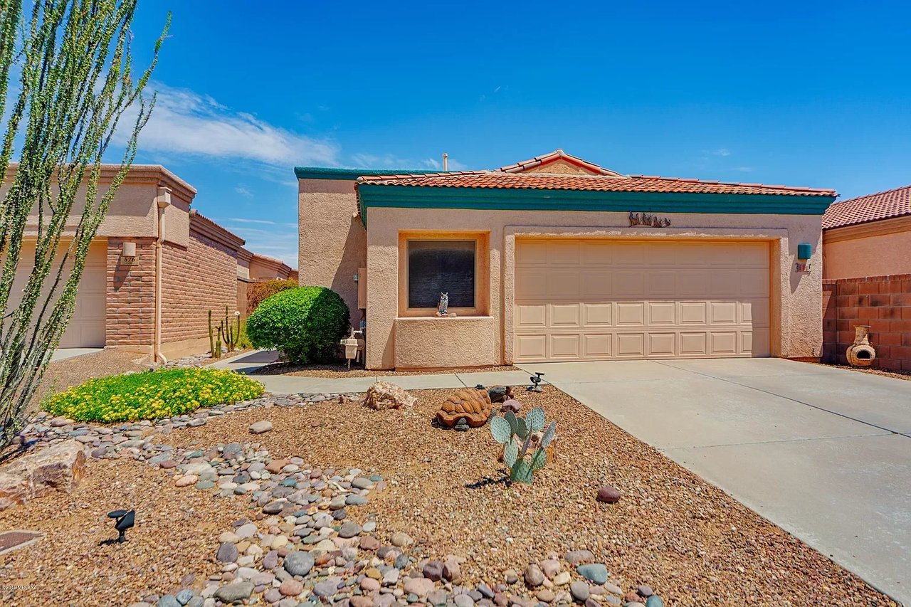 570 W Union Bell Dr