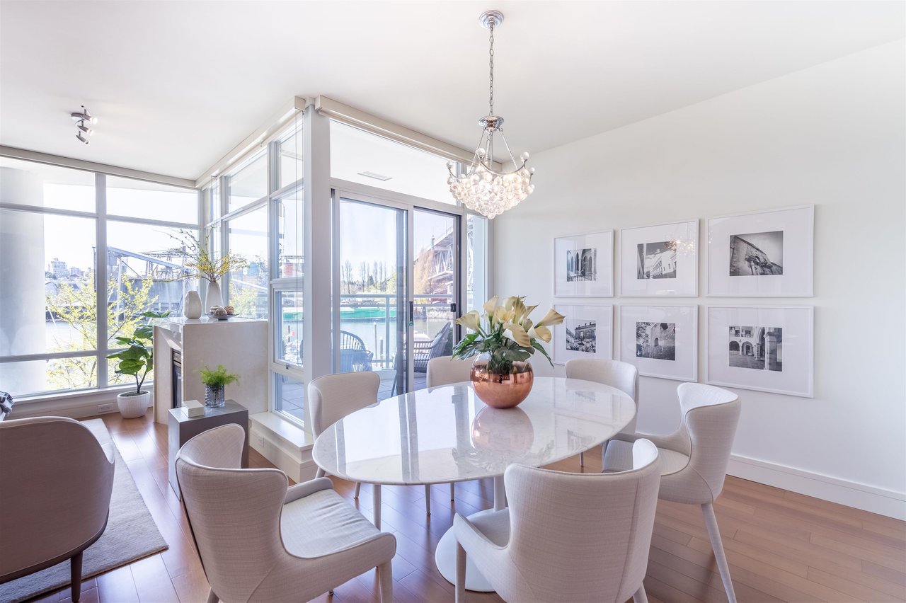 203-628 Kinghorne Mews, Vancouver