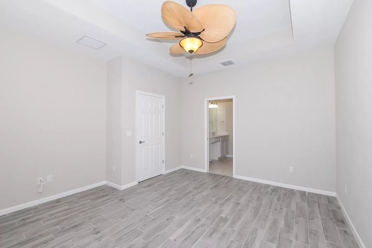 11056 SW Winding Lakes Cir