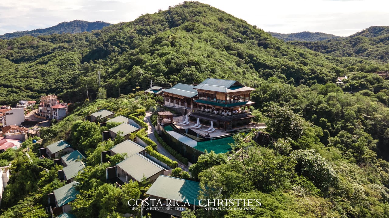 Casa Chameleon Residences Villa #2