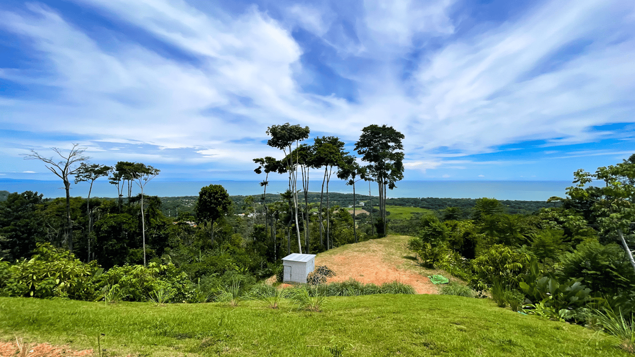 Front Ridge Land with Epic Ocean and Whale Tail Views