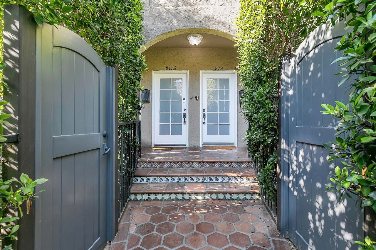813.5 North Coronado Street