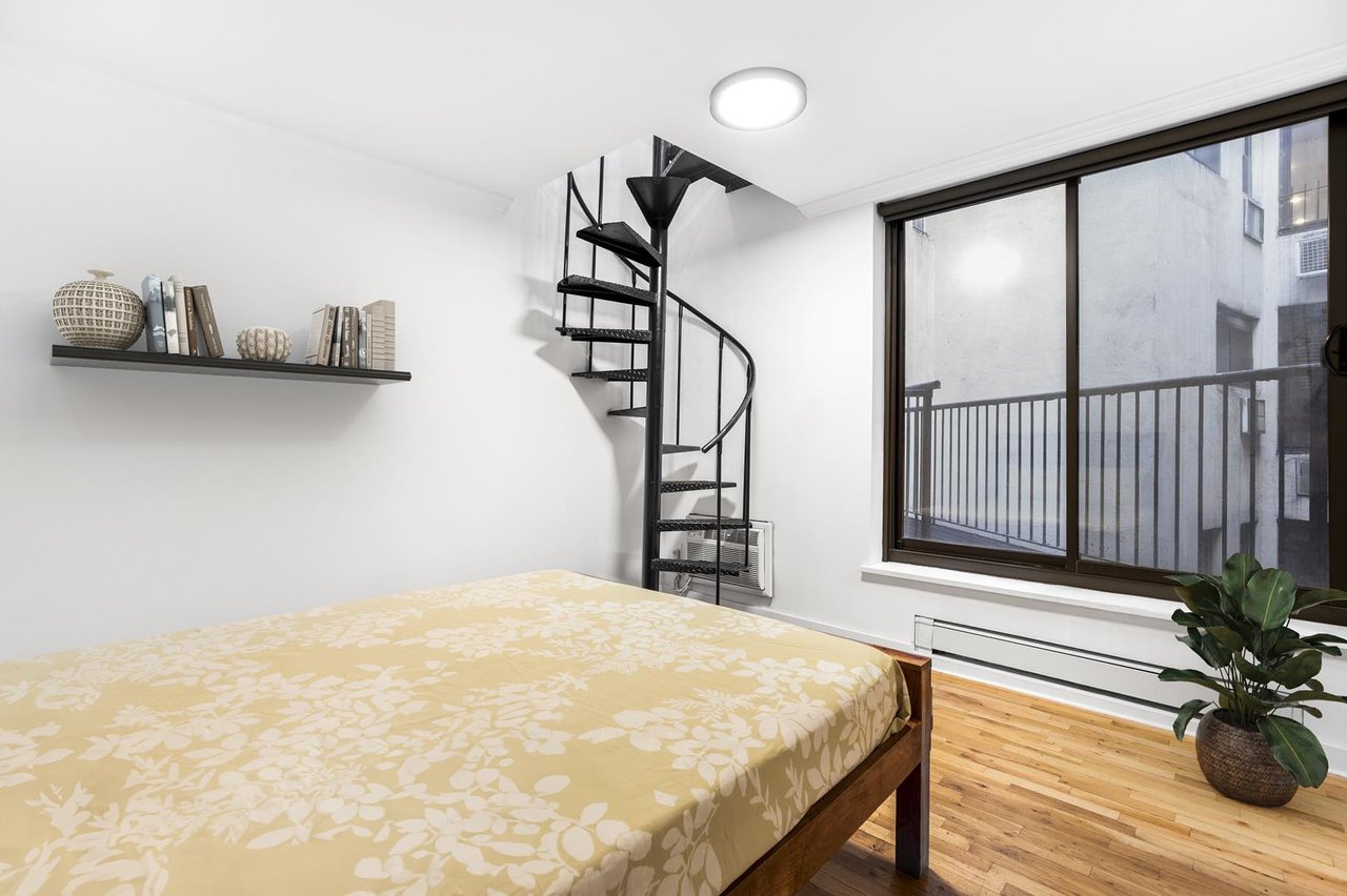 49 East 12th Street, Apt 3-E