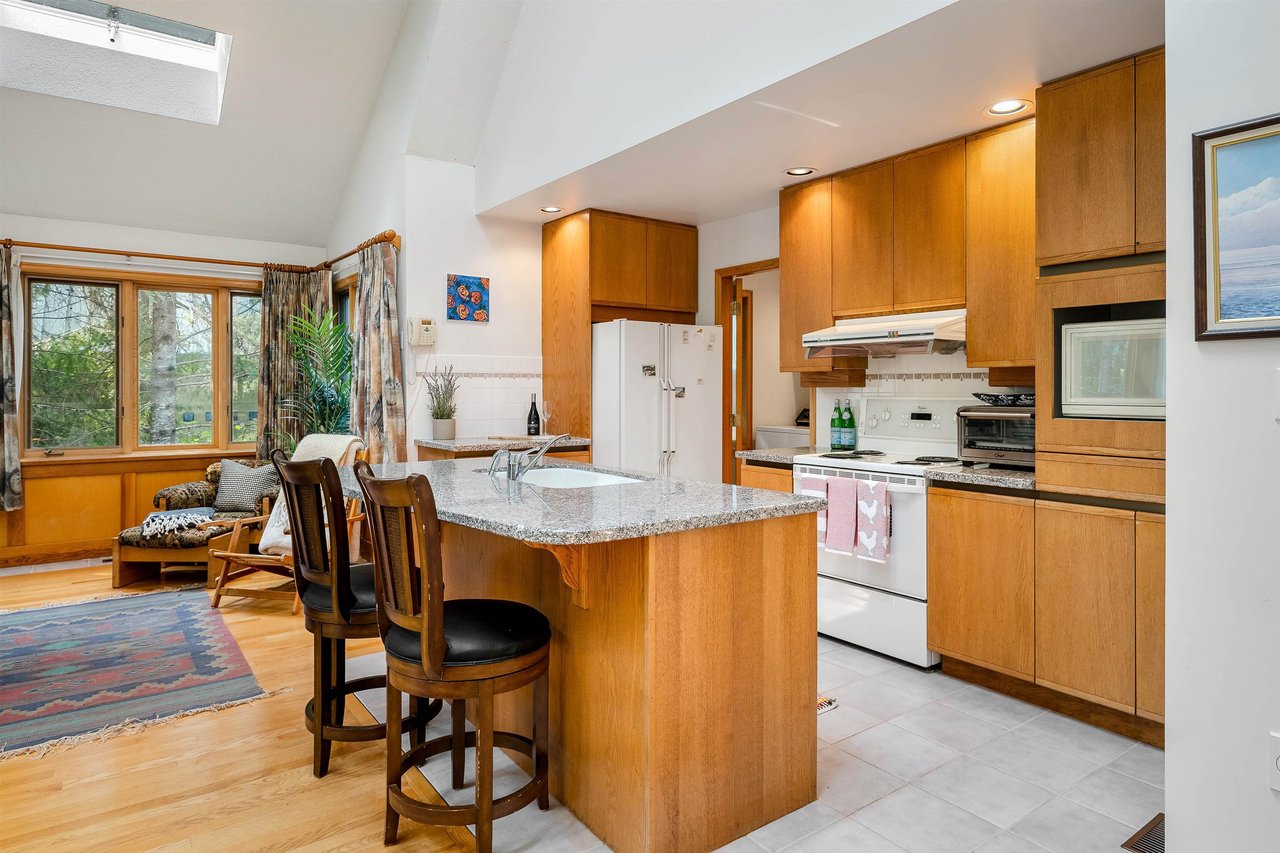 3 Garibaldi Dr