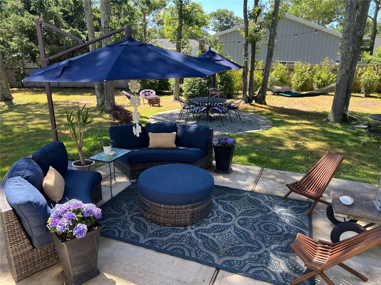 Undisclosed Address, East Quogue, NY 11942