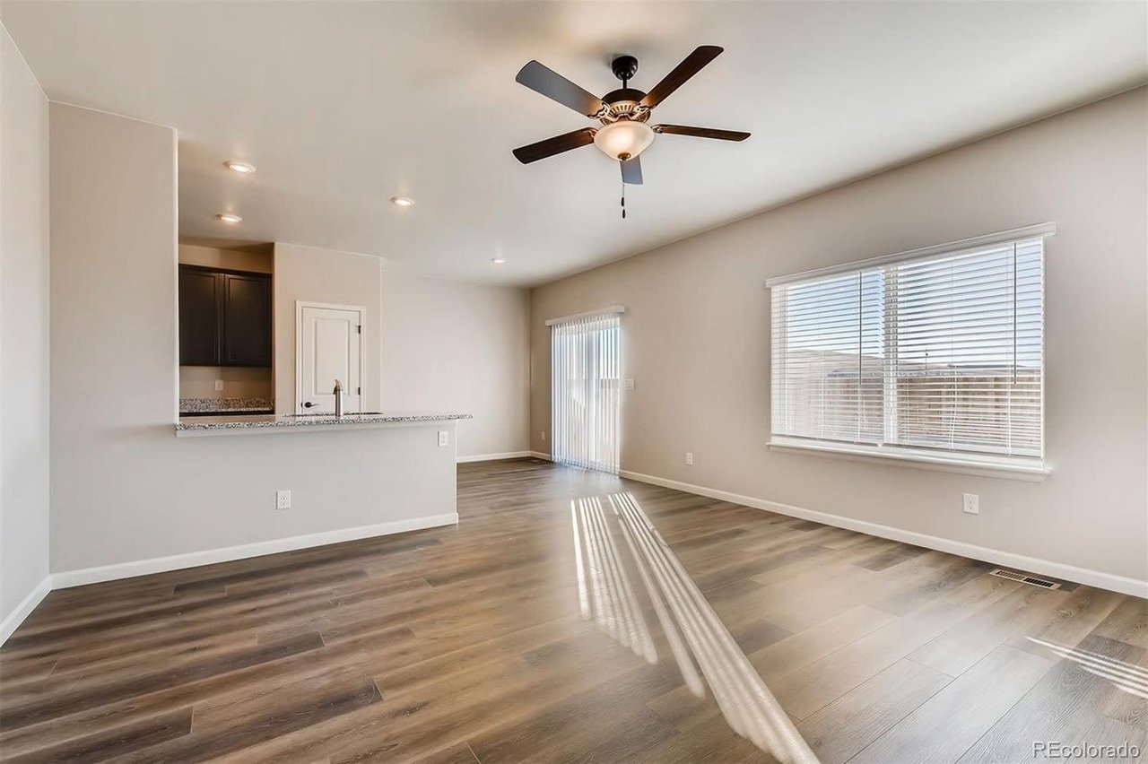 8883 Ventura Ct