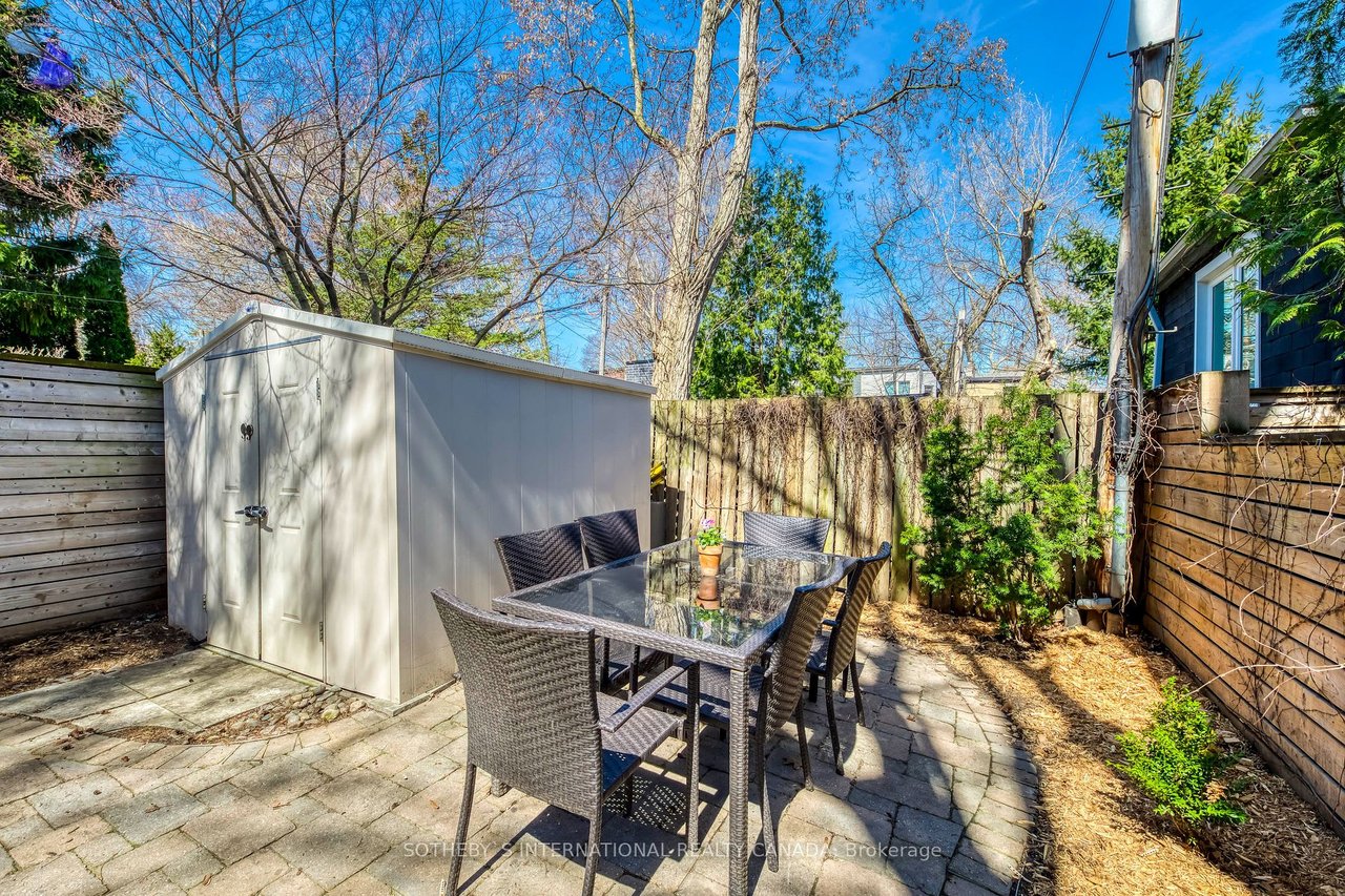 152 Riverdale Ave
