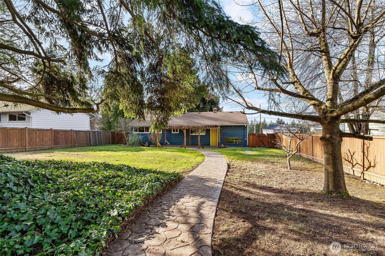 17103 44th Ave