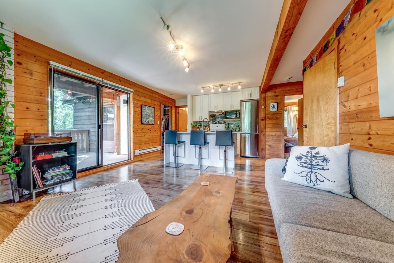 8248 Alpine Wy