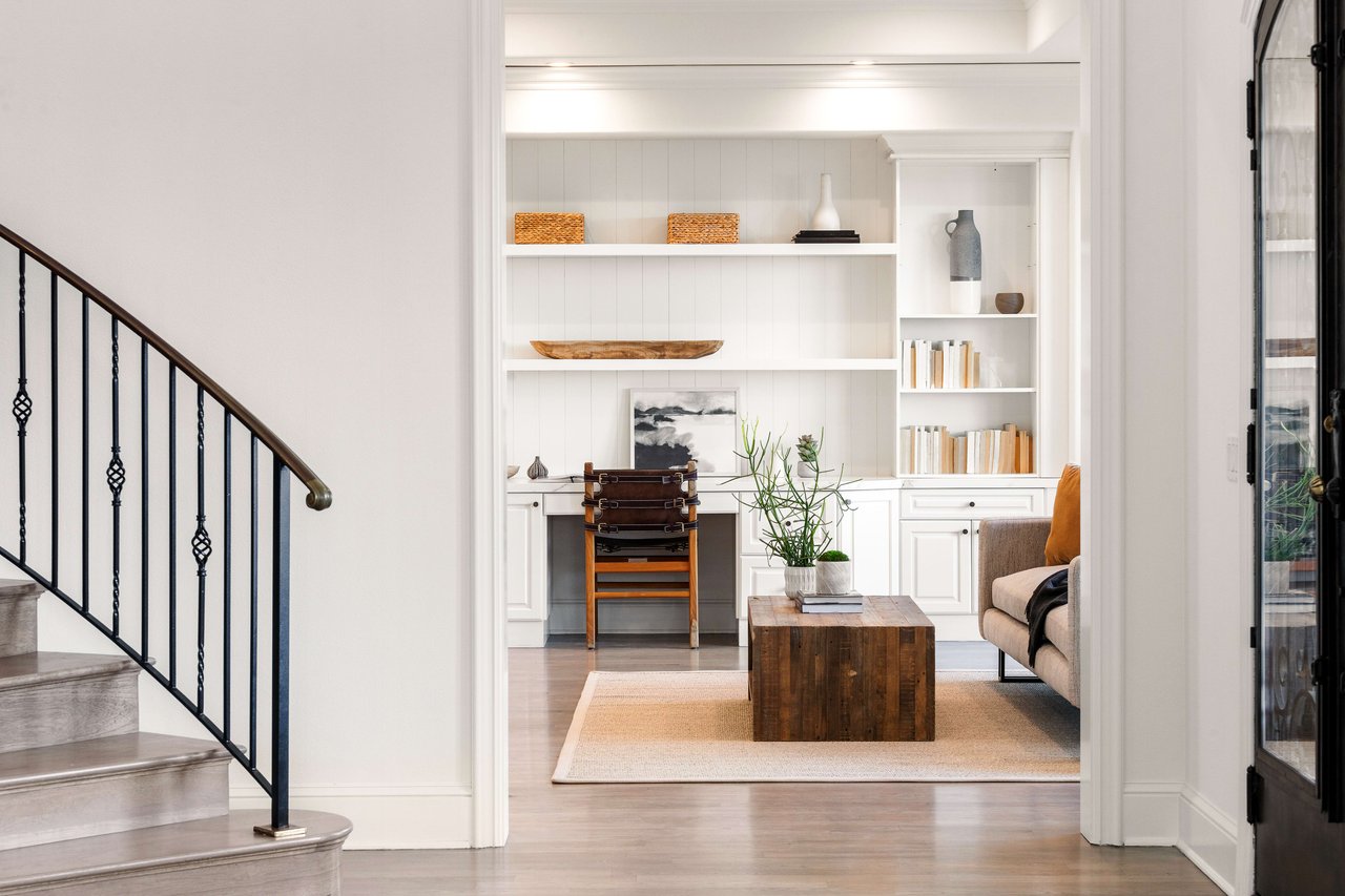 4 Egret Way