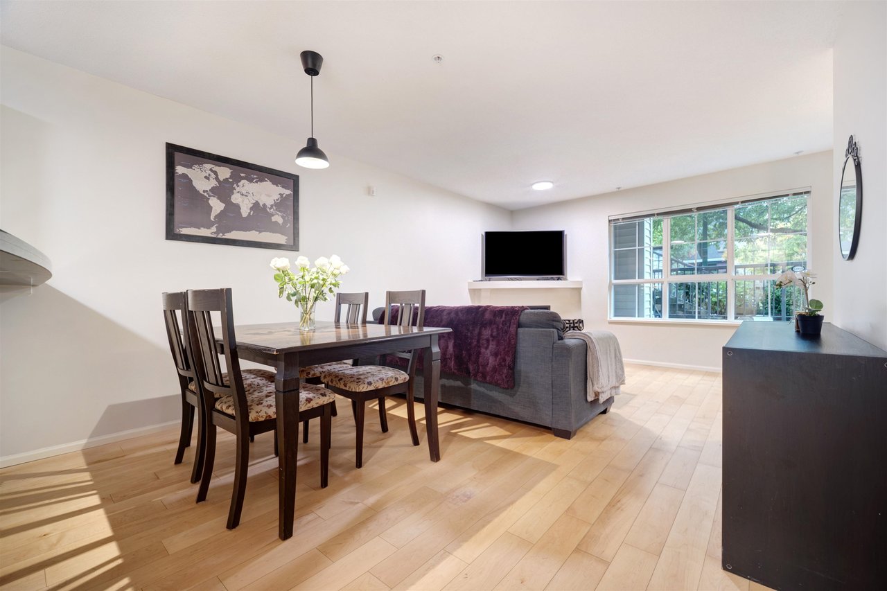 1131 Ross Rd