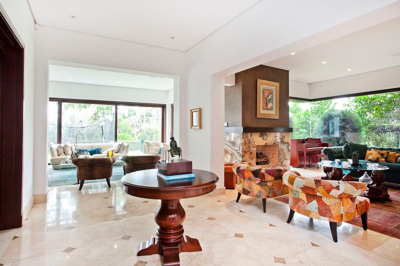 Grand Golf Course Luxury Estate, Curridabat, San Jose