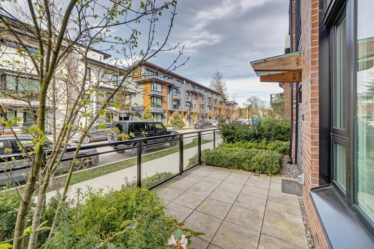 126-525 E 2nd Street, North Vancouver