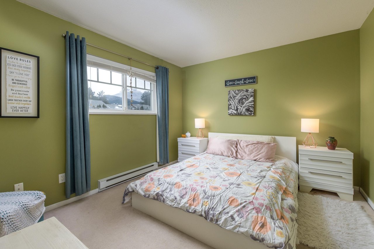 69-1821 Willow Cres