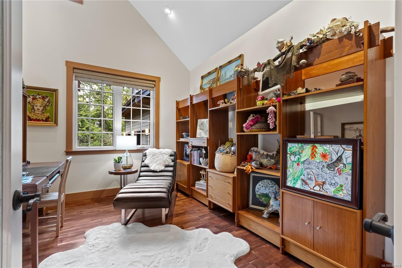 760 Marine Dr