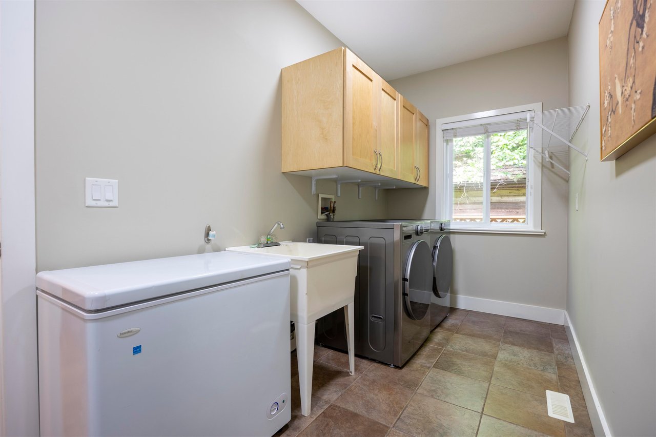 1226 Liverpool St