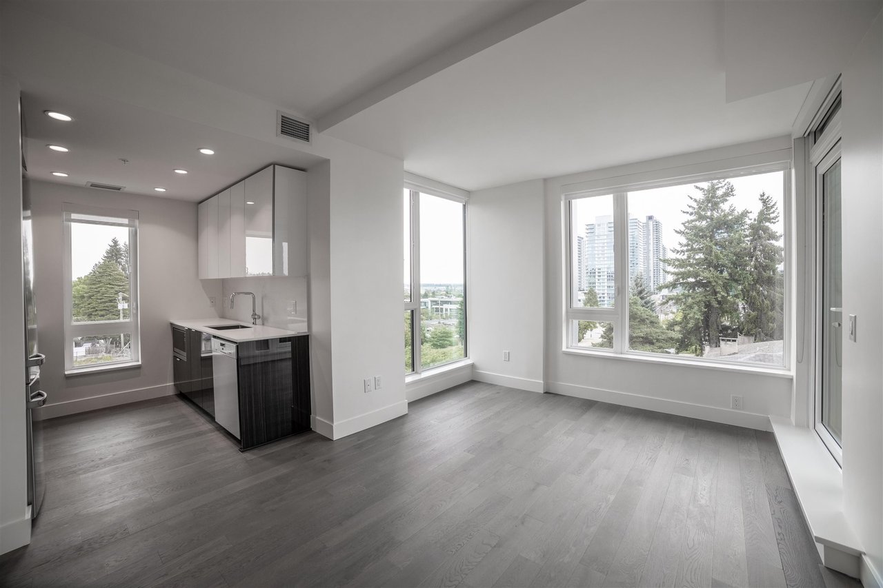 403-7777 Cambie St