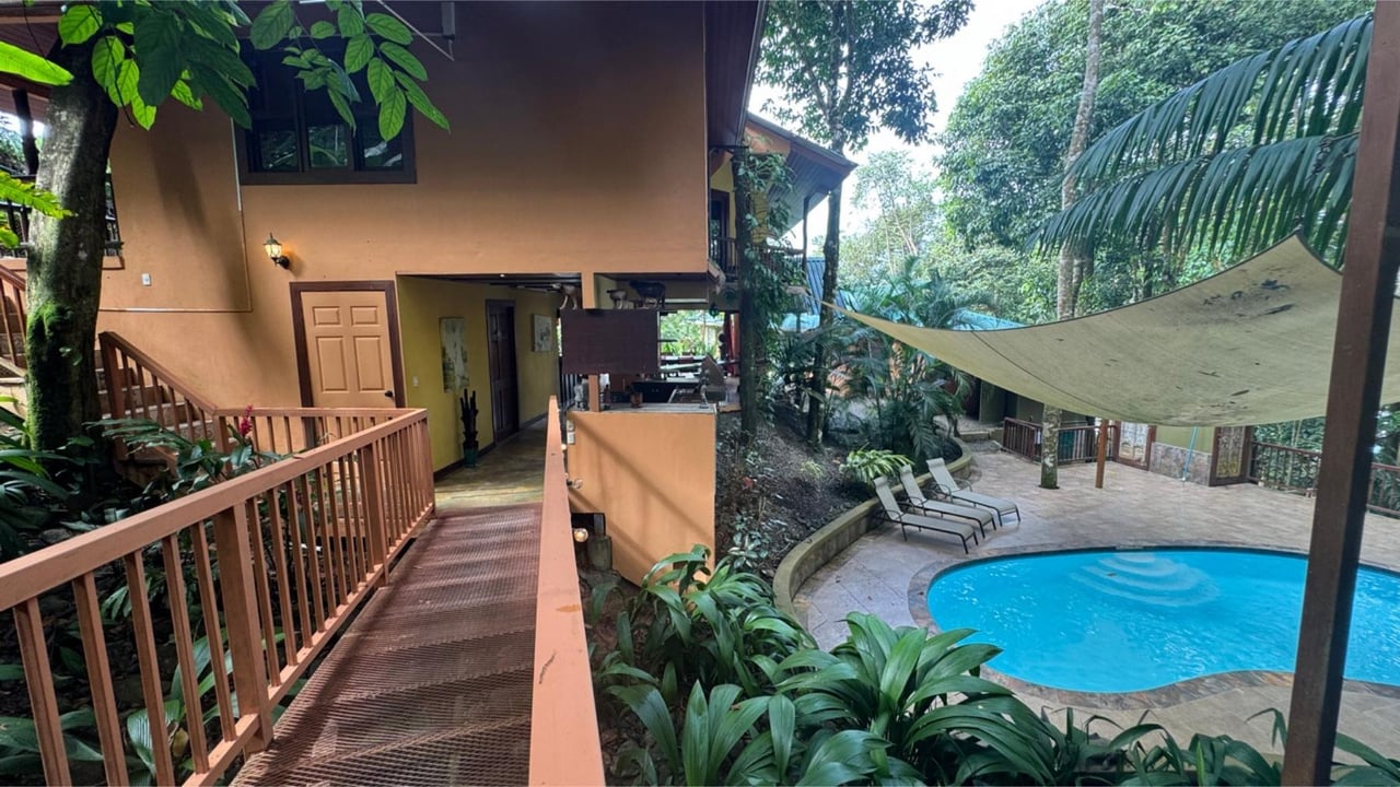 Ocean View Hotel with Expansion Land, Uvita, Puntarenas