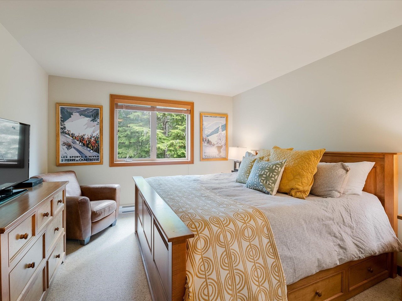 21-4661 Blackcomb Wy