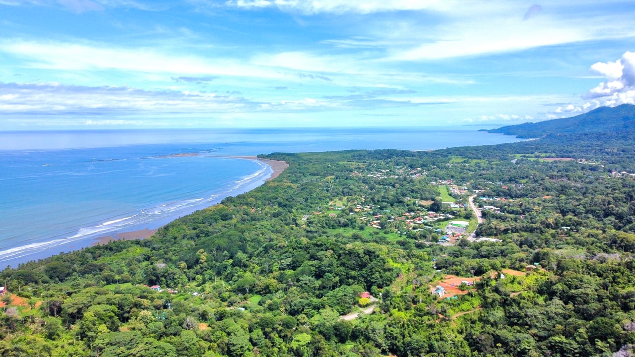 Secret Paradise Property in Altos de la Colonia