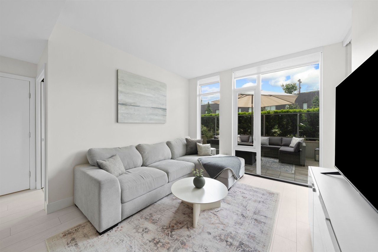 208-3538 Sawmill Cres