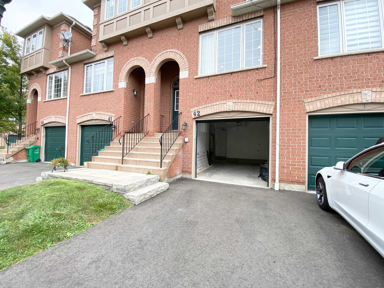 3020 Cedarglen Gate, Unit 42