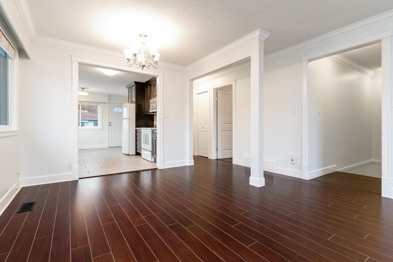 2019 E 45th Ave