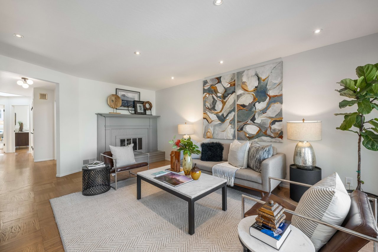 82 Stanford Heights Ave