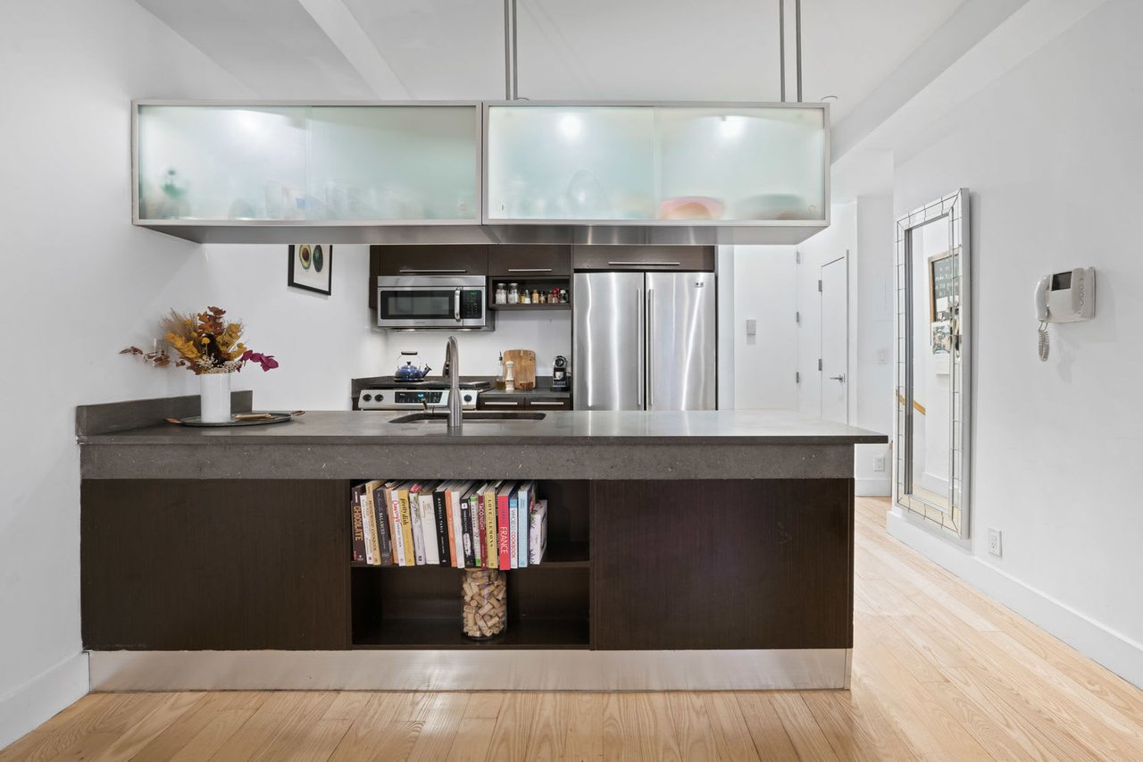 345 Union Ave, #1B