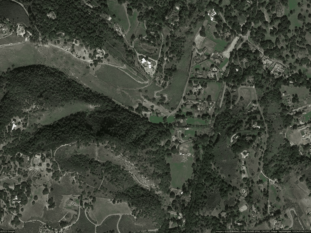 10 Calera Canyon Rd